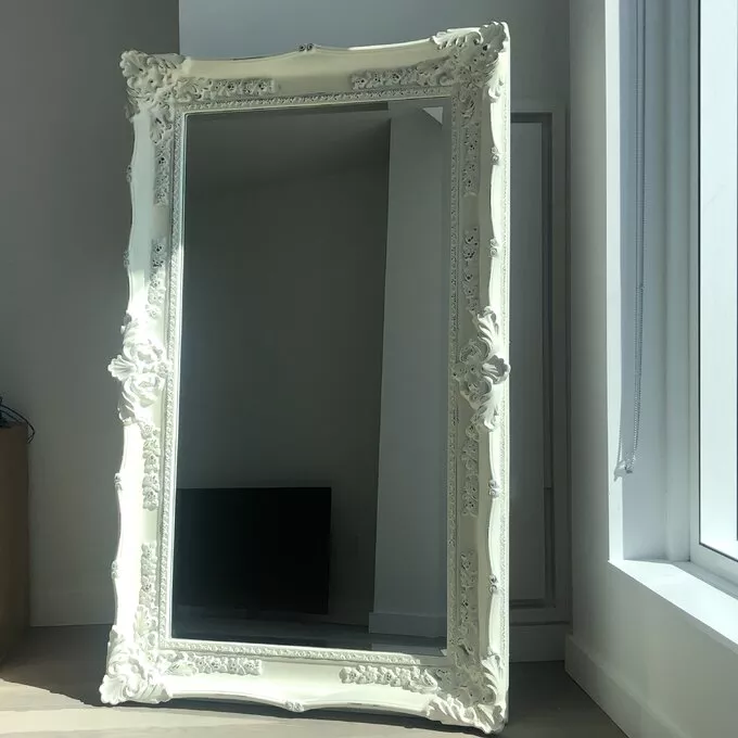 RADITIONAL BEVELED VENETIAN FULL LENGTH MIRROR