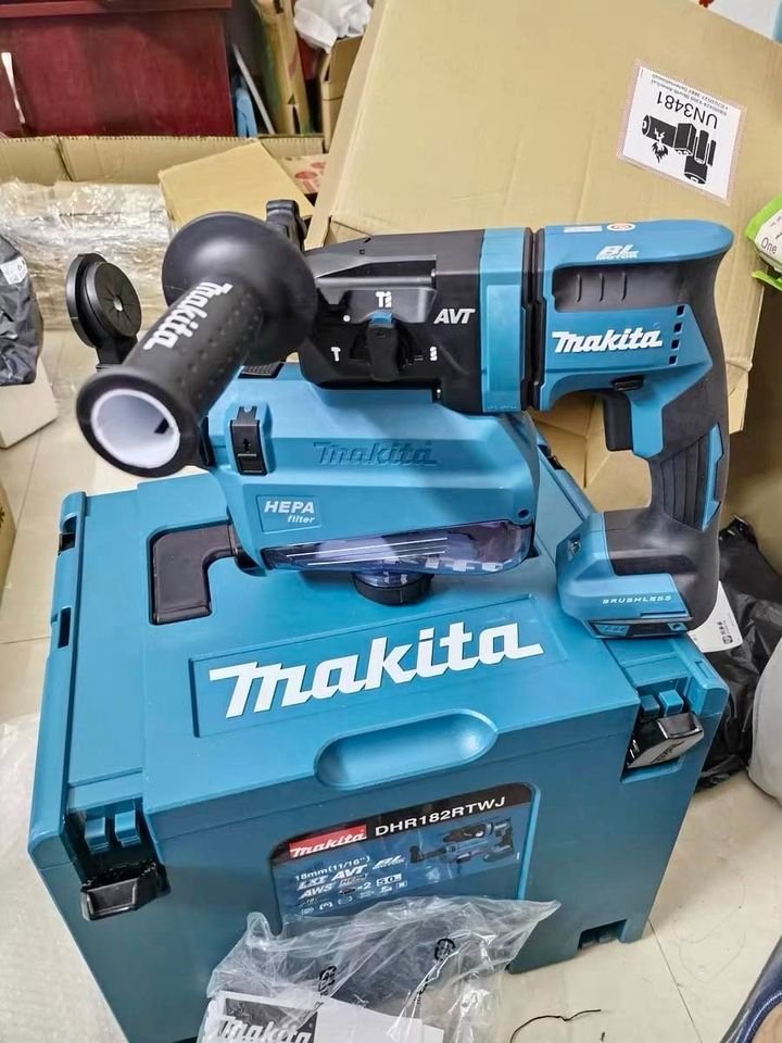 Makita XRH12Z 18V LXT 1116 AVT Rotary Hammer, Tool Oly