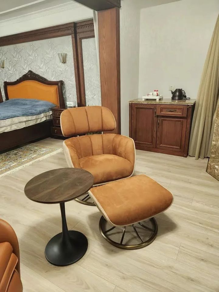 VISN Italian leisure chair living room home designer style light luxury leather single.