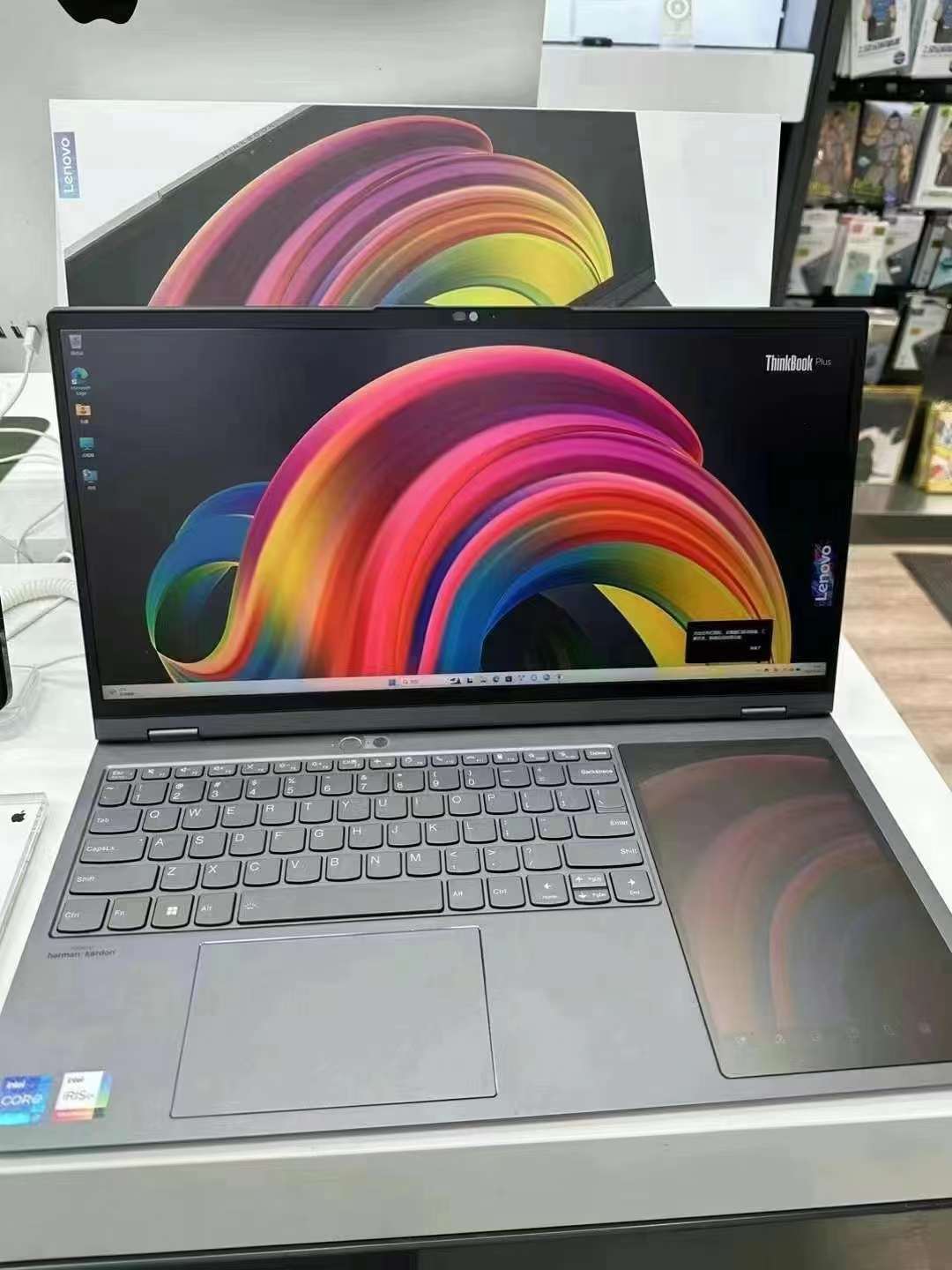 Lenovo performance gaming notebook ThinkBooK Plus 17-inch touch dual screen i7 processor 16G running 512G solid state 3K high-definition screen 120Hz refresh rate fingerprint unlocking