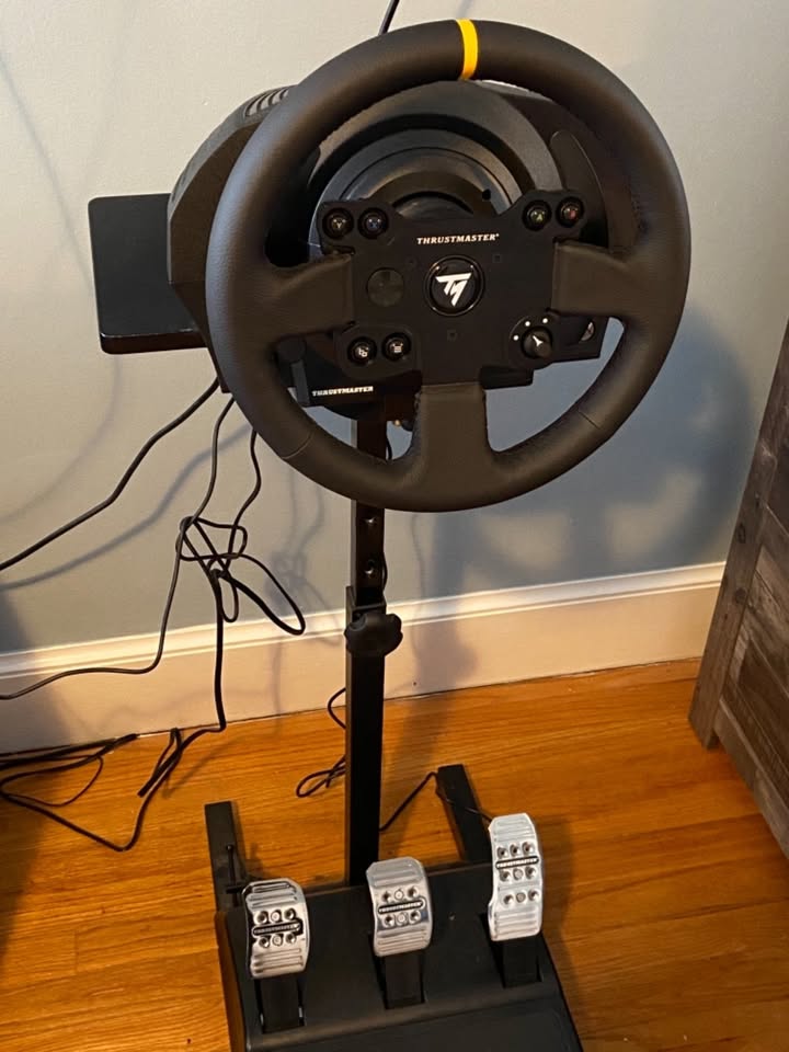 Thrustmaster TX RW Leather Edition or Wheel Ferrari 458 Italia Edition (XBOX Se